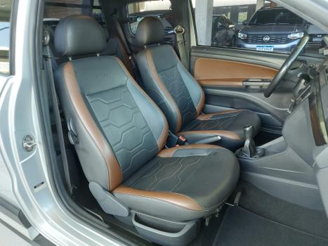 VOLKSWAGEN Saveiro 1.6 G7 CABINE DUPLA CROSS FLEX, Foto 13