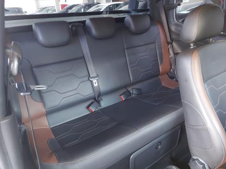 VOLKSWAGEN Saveiro 1.6 G7 CABINE DUPLA CROSS FLEX, Foto 14