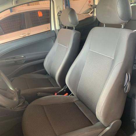 VOLKSWAGEN Saveiro 1.6 G7 ROBUST CABINE DUPLA FLEX, Foto 8