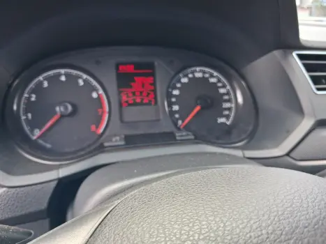 VOLKSWAGEN Saveiro 1.6 16V FLEX MSI ROBUST CABINE DUPLA, Foto 4