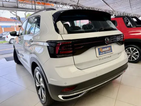 VOLKSWAGEN T-Cross 1.0 4P 200 TSI FLEX COMFORTLINE AUTOM�TICO, Foto 4