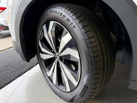 VOLKSWAGEN T-Cross 1.0 4P 200 TSI FLEX COMFORTLINE AUTOM�TICO, Foto 6