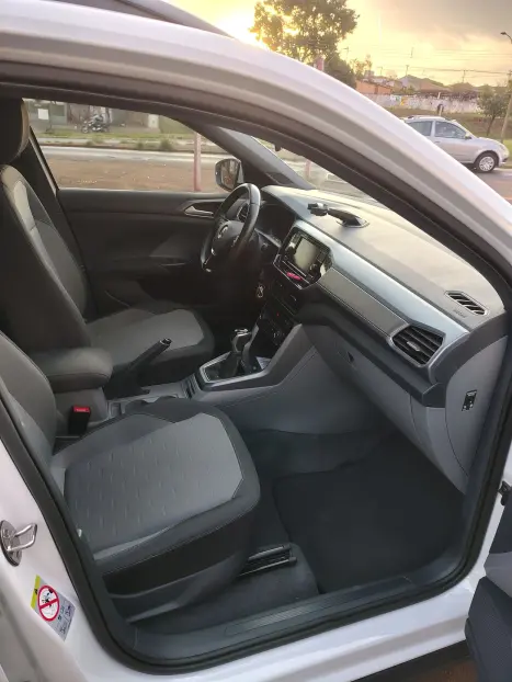 VOLKSWAGEN T-Cross 1.0 4P 200 TSI FLEX COMFORTLINE AUTOMTICO, Foto 10