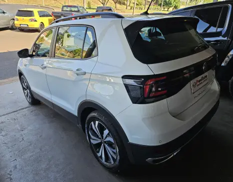 VOLKSWAGEN T-Cross 1.0 4P 200 TSI FLEX COMFORTLINE AUTOMÁTICO, Foto 4 VOLKSWAGEN T-Cross 1.0 4P 200 TSI FLEX COMFORTLINE AUTOMÁTICO, Foto 4