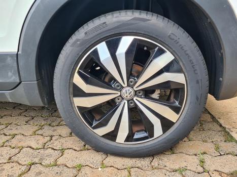 VOLKSWAGEN T-Cross 1.0 4P 200 TSI FLEX COMFORTLINE AUTOM�TICO, Foto 9