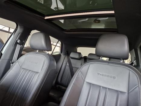 VOLKSWAGEN T-Cross 1.4 4P 250 TSI FLEX HIGHLINE AUTOM�TICO, Foto 6