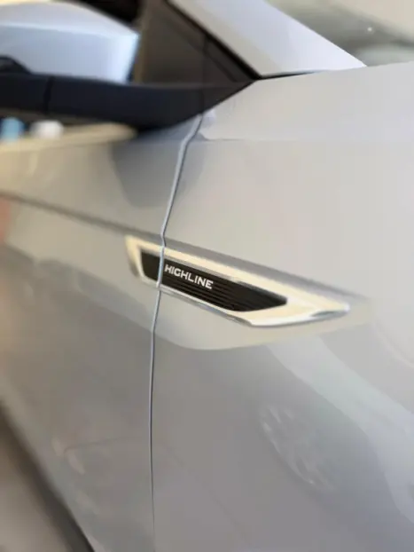 VOLKSWAGEN T-Cross 1.4 4P 250 TSI FLEX HIGHLINE AUTOM�TICO, Foto 6