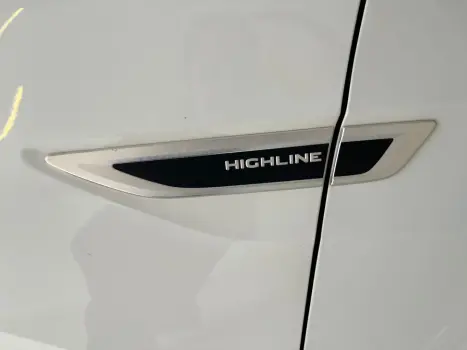 VOLKSWAGEN T-Cross 1.4 4P 250 TSI FLEX HIGHLINE AUTOM�TICO, Foto 11