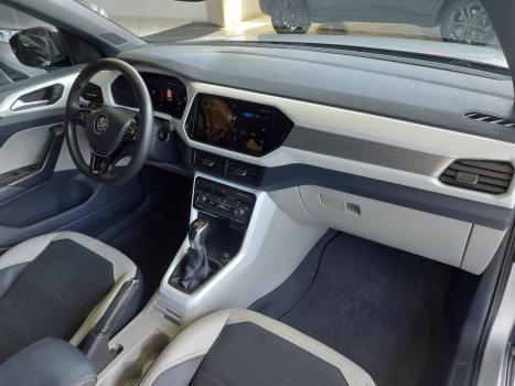 VOLKSWAGEN T-Cross 1.4 4P 250 TSI FLEX HIGHLINE AUTOM�TICO, Foto 13