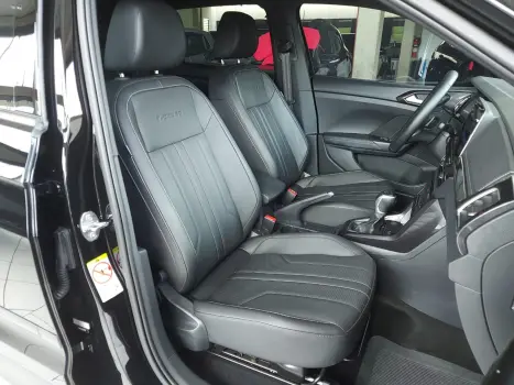 VOLKSWAGEN T-Cross 1.4 4P 250 TSI FLEX HIGHLINE AUTOM�TICO, Foto 13