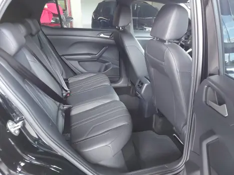 VOLKSWAGEN T-Cross 1.4 4P 250 TSI FLEX HIGHLINE AUTOM�TICO, Foto 14