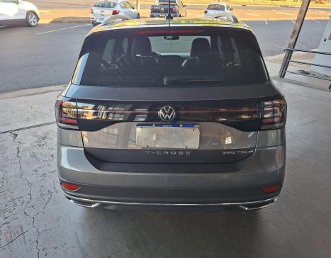 VOLKSWAGEN T-Cross 1.4 4P 250 TSI FLEX EXTREME HIGHLINE DSG AUTOM�TICO, Foto 4