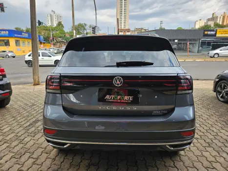 VOLKSWAGEN T-Cross 1.0 4P 200 TSI FLEX COMFORTLINE AUTOMÁTICO, Foto 4