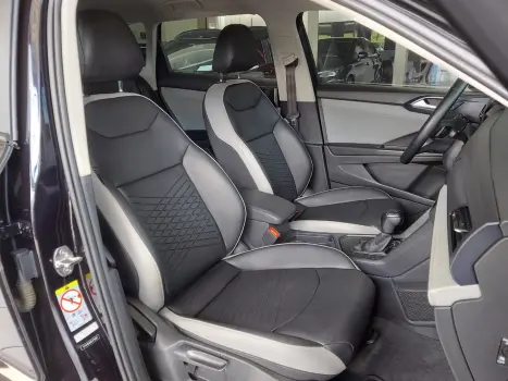 VOLKSWAGEN Taos 1.4 16V 4P FLEX 250 TSI COMFORTLINE AUTOM�TICO, Foto 15