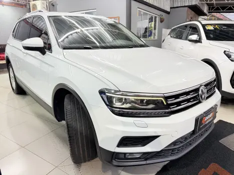 VOLKSWAGEN Tiguan 1.4 250 TSI TOTAL FLEX ALLSPACE COMFORTLINE TURBO AUTOM�TICO TIPTRONIC, Foto 11