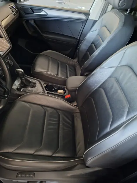 VOLKSWAGEN Tiguan 1.4 16V 4P TSI 250 FLEX TURBO COMFORTLINE AUTOM�TICO, Foto 9