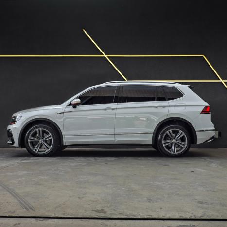 VOLKSWAGEN Tiguan 2.0 16V 4P TSI 350 TURBO R-LINE 4MOTION DSG AUTOM�TICO, Foto 3