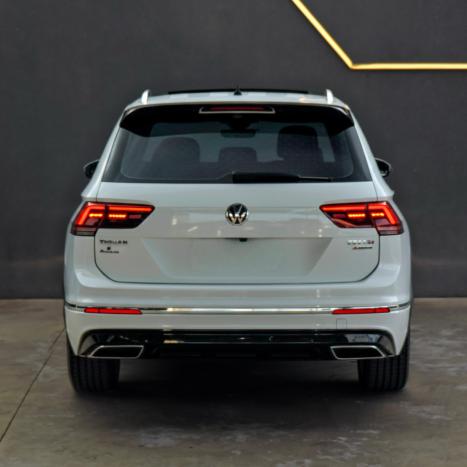 VOLKSWAGEN Tiguan 2.0 16V 4P TSI 350 TURBO R-LINE 4MOTION DSG AUTOM�TICO, Foto 5