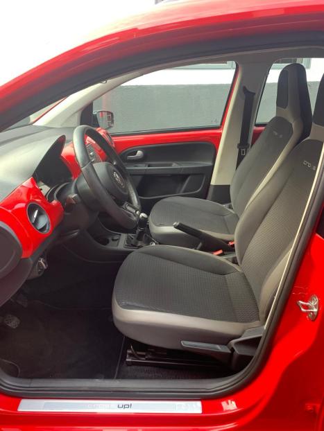 VOLKSWAGEN UP 1.0 12V 4P TSI FLEX RED, Foto 9