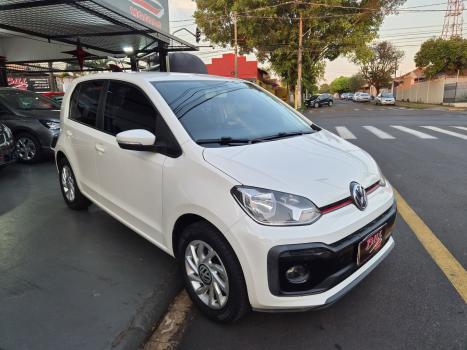 VOLKSWAGEN UP 1.0 12V 4P TSI FLEX BLACK, Foto 1