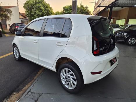 VOLKSWAGEN UP 1.0 12V 4P TSI FLEX BLACK, Foto 4