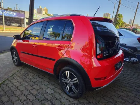 VOLKSWAGEN UP 1.0 4P FLEX 170 TSI XTREME, Foto 6