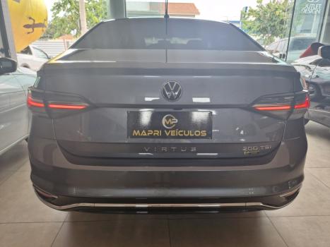 VOLKSWAGEN Virtus 1.0 4P 200 TSI FLEX COMFORTLINE AUTOM�TICO, Foto 4