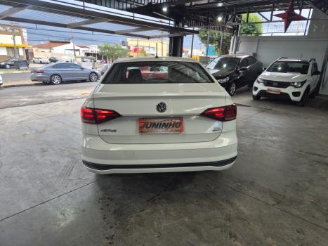 VOLKSWAGEN Virtus 1.6 4P MSI FLEX AUTOM�TICO, Foto 3