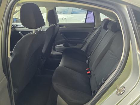 VOLKSWAGEN Virtus 1.0 4P 200 TSI FLEX COMFORTLINE AUTOM�TICO, Foto 5