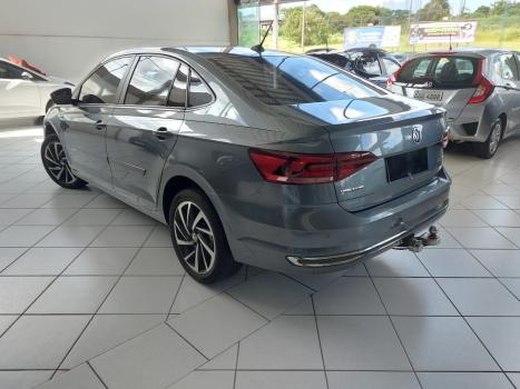 VOLKSWAGEN Virtus 1.0 4P 200 TSI FLEX HIGHLINE AUTOM�TICO, Foto 6