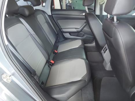 VOLKSWAGEN Virtus 1.0 4P 200 TSI FLEX HIGHLINE AUTOM�TICO, Foto 14