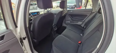 VOLKSWAGEN Virtus 1.0 4P 200 TSI FLEX COMFORTLINE AUTOM�TICO, Foto 6