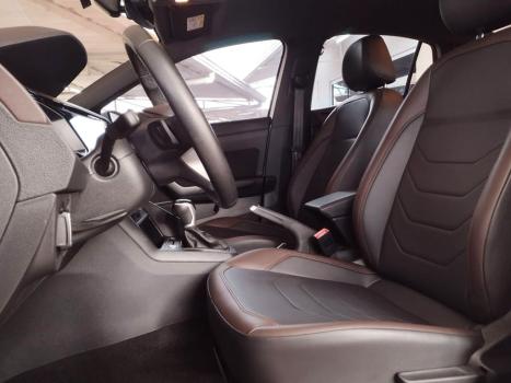 VOLKSWAGEN Virtus 1.0 4P 200 TSI FLEX HIGHLINE AUTOM�TICO, Foto 4