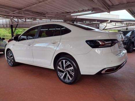 VOLKSWAGEN Virtus 1.0 4P 200 TSI FLEX HIGHLINE AUTOM�TICO, Foto 10