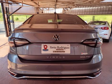 VOLKSWAGEN Virtus 1.0 4P 200 TSI FLEX HIGHLINE AUTOM�TICO, Foto 11