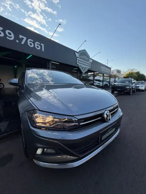 VOLKSWAGEN Virtus 1.0 4P 200 TSI FLEX HIGHLINE AUTOM�TICO, Foto 2