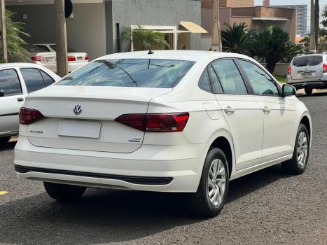VOLKSWAGEN Virtus 1.6 4P MSI FLEX AUTOM�TICO, Foto 6