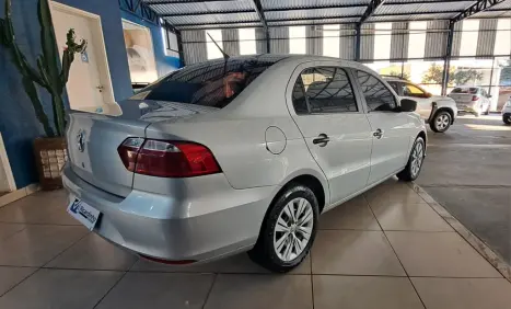 VOLKSWAGEN Voyage 1.6 4P FLEX MSI, Foto 2