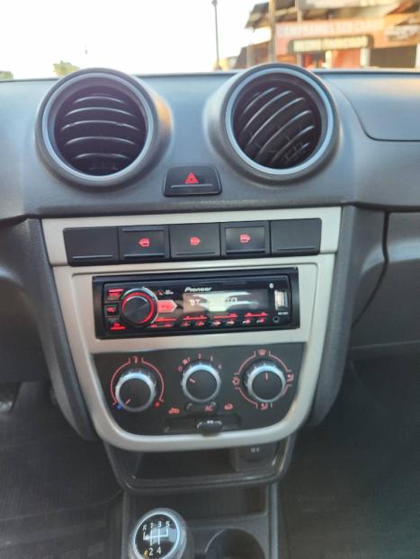 VOLKSWAGEN Voyage 1.0 4P FLEX, Foto 13
