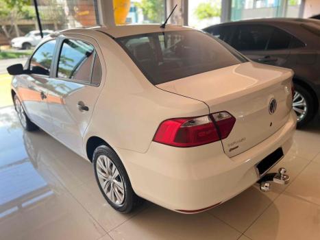 VOLKSWAGEN Voyage , Foto 2