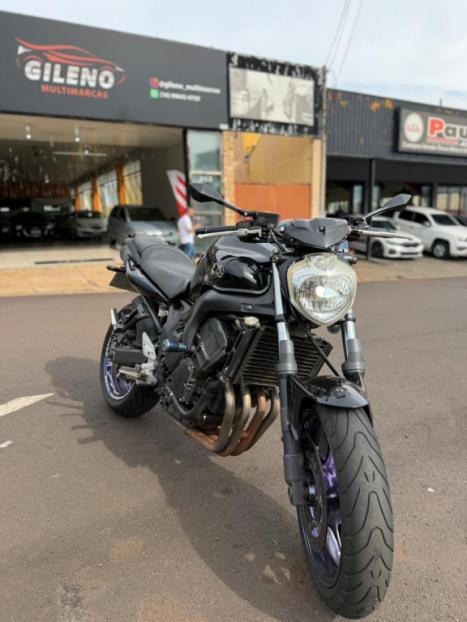 YAMAHA Fazer 600 N, Foto 1