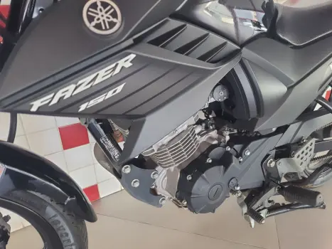 YAMAHA Fazer YS 150 SED, Foto 8
