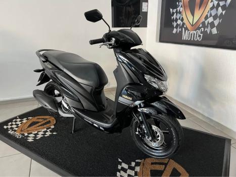 YAMAHA Fluo 125 ABS, Foto 2
