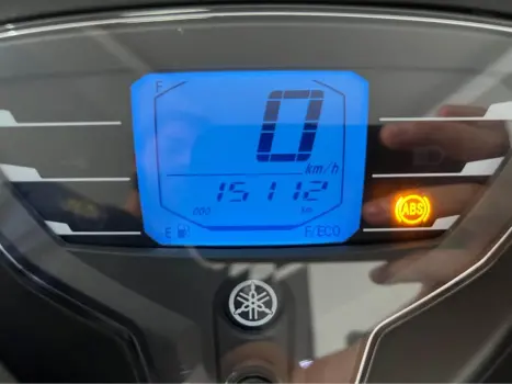YAMAHA Fluo 125 ABS, Foto 7