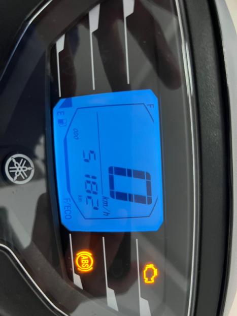 YAMAHA Fluo 125 ABS, Foto 7