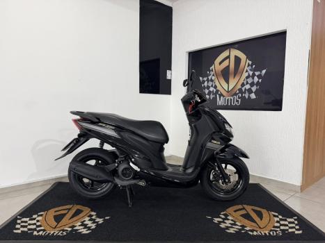 YAMAHA Fluo 125 ABS, Foto 1