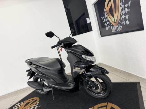 YAMAHA Fluo 125 ABS, Foto 2