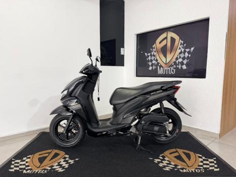 YAMAHA Fluo 125 ABS, Foto 5