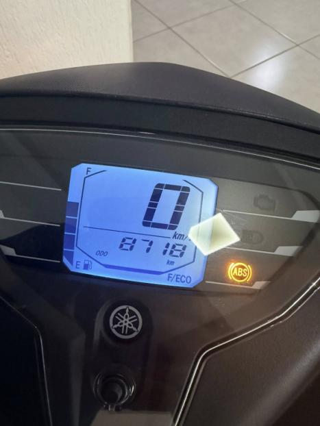 YAMAHA Fluo 125 ABS, Foto 7