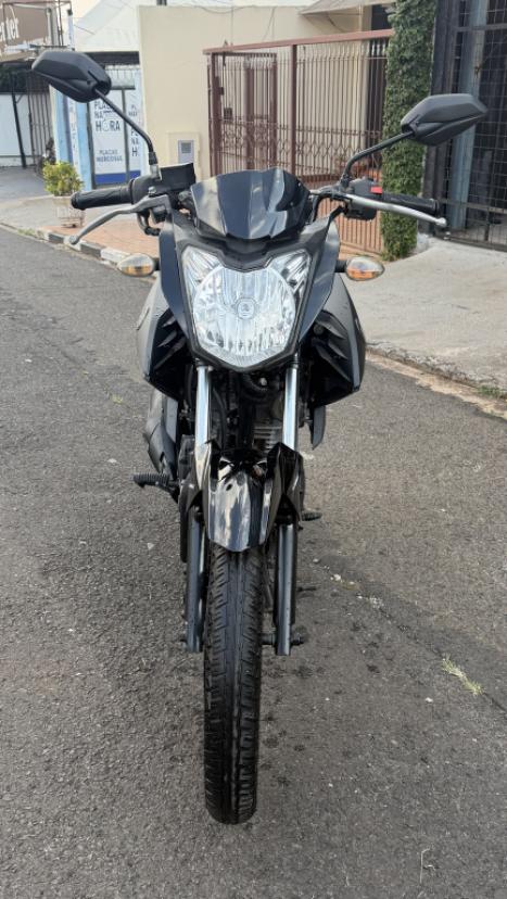 YAMAHA FZ 15 Fazer ABS, Foto 4